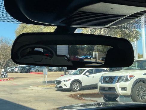 Used 2023 Nissan Rogue SV image 26