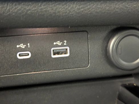 Used 2021 Nissan Rogue SV w/ Premium Package image 28