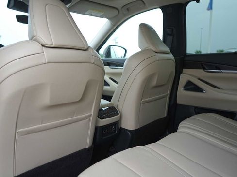 Used 2025 INFINITI QX60 Sensory AWD/4WD image 13