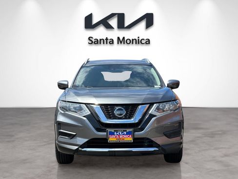 Used 2020 Nissan Rogue SV FWD image 9