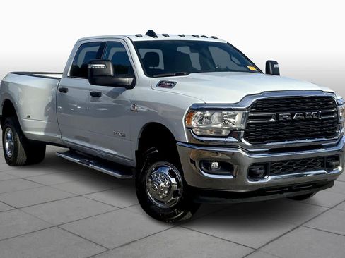 Used 2024 RAM 3500 Big Horn image 2