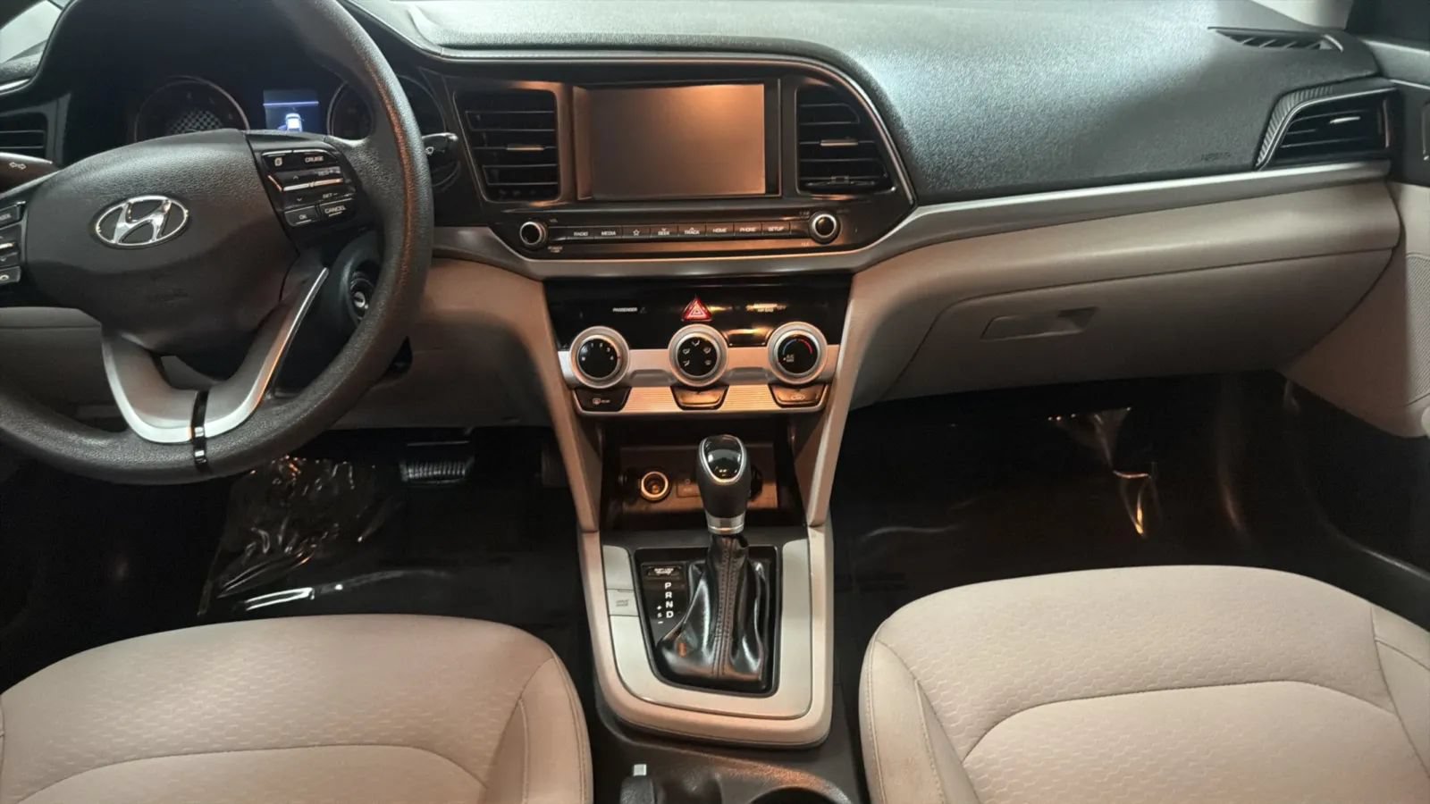 Used 2019 Hyundai Elantra SEL FWD image 15