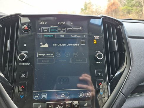 Used 2024 Subaru Ascent Onyx Edition image 30