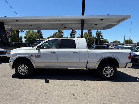 Used 2014 RAM 2500 Laramie w/ Protection Group AWD/4WD image 4