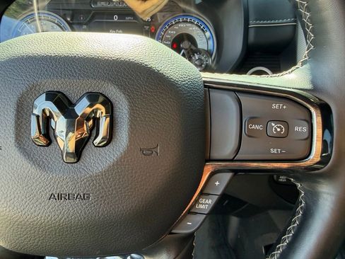 Used 2022 RAM 1500 Limited w/ Body Color Bumper Group AWD/4WD image 21