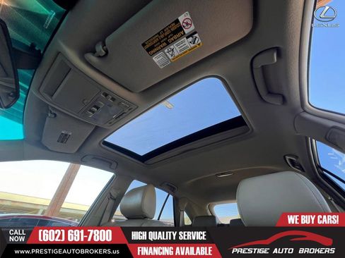 Used 2005 Lexus RX 330 AWD image 36