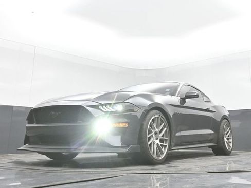 Used 2022 Ford Mustang GT RWD image 29