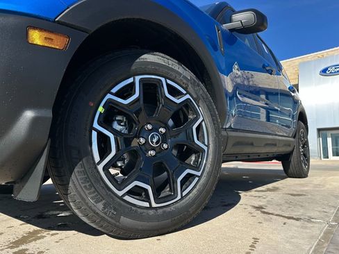 New 2025 Ford Bronco Sport Outer Banks image 44