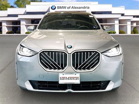Used 2026 BMW X3 xDrive30i w/ Convenience Package AWD/4WD image 2