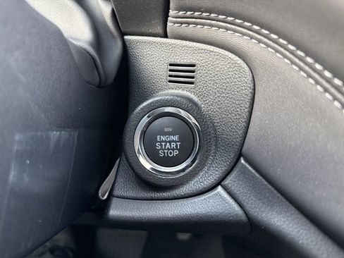 Used 2022 Subaru Legacy Limited image 28