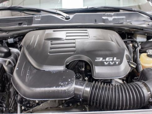 Used 2017 Dodge Challenger SXT w/ Driver Convenience Group image 19