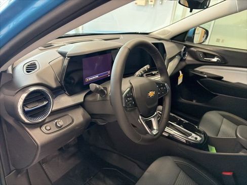 New 2026 Chevrolet Trax LT w/ Driver Confidence Package image 13