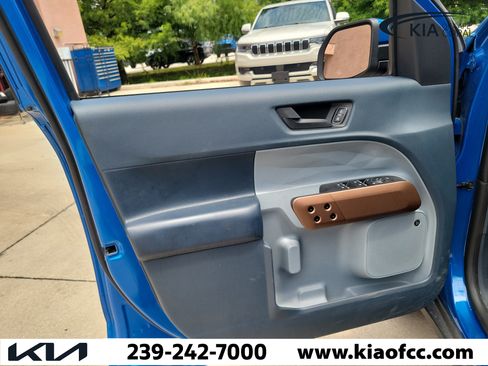 Used 2022 Ford Maverick Lariat w/ Lariat Luxury Package AWD/4WD image 24