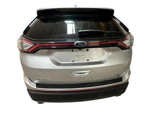 Used 2018 Ford Edge SEL w/ Equipment Group 201A AWD/4WD image 4