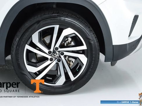 Used 2023 Volkswagen Atlas Cross Sport SEL AWD/4WD image 14