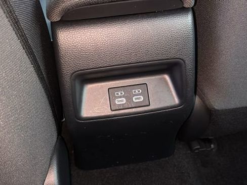 Used 2024 Toyota Corolla LE image 9