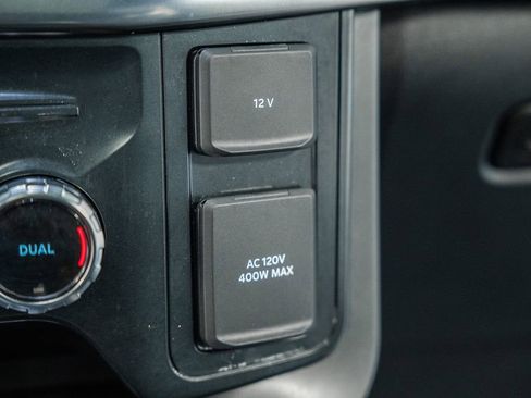 Used 2024 Ford F150 Lariat AWD/4WD image 24