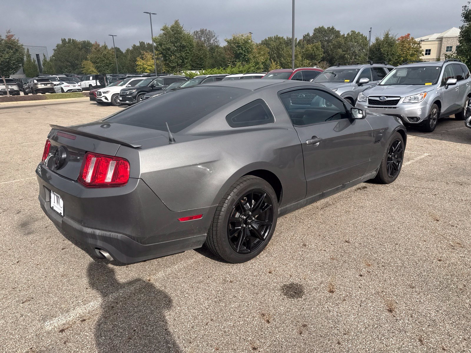 Used 2011 Ford Mustang GT Premium RWD image 5