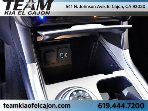 Used 2021 Ford Explorer Platinum w/ Equipment Group 601A AWD/4WD image 32