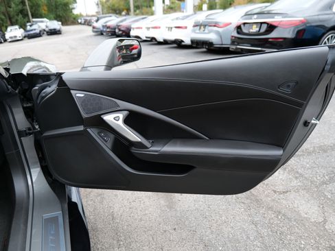 Used 2015 Chevrolet Corvette Z06 w/ 2LZ Preferred Equipment Group image 34