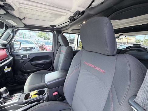 Used 2021 Jeep Wrangler Unlimited Rubicon AWD/4WD image 14