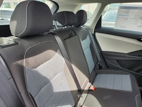 New 2025 Volkswagen Taos S image 15