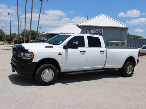 Used 2024 RAM 3500 Tradesman AWD/4WD image 5