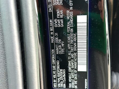 Used 2023 Volvo XC40 B5 Plus AWD/4WD image 22