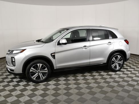 Used 2022 Mitsubishi Outlander Sport ES AWD/4WD image 9