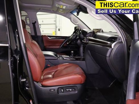 Used 2018 Lexus LX 570 4WD w/ Luxury Package image 35
