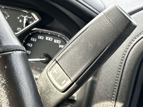 Used 2020 GMC Sierra 1500 SLE image 17