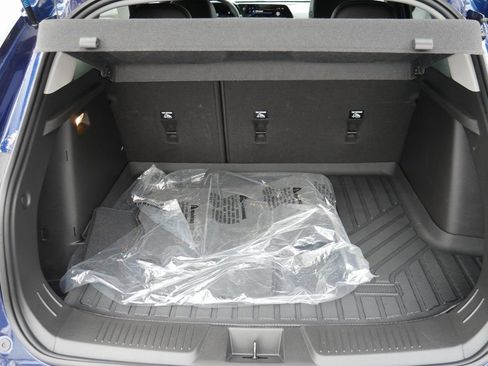 Used 2024 Chevrolet Trax LT w/ Driver Confidence Package image 26