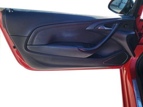 Used 2019 Buick Cascada Sport Touring w/ Dark Effects Package image 18