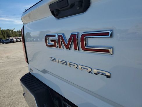 New 2026 GMC Sierra 2500 Pro w/ 1SA Pro Safety Plus Package AWD/4WD image 7