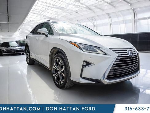 Used 2019 Lexus RX 450h AWD image 38