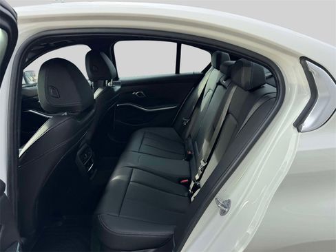 Certified 2025 BMW 330i xDrive 330i xDrive w/ Convenience Package image 11