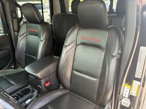 Used 2020 Jeep Gladiator Rubicon AWD/4WD image 16