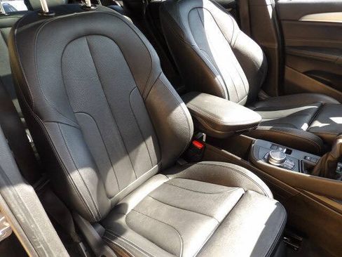 Used 2017 BMW X1 xDrive28i AWD/4WD image 11