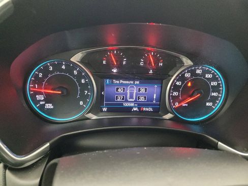 Used 2020 Chevrolet Equinox LT image 23