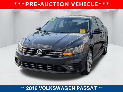 Used 2016 Volkswagen Passat 1.8T R-Line FWD image 7