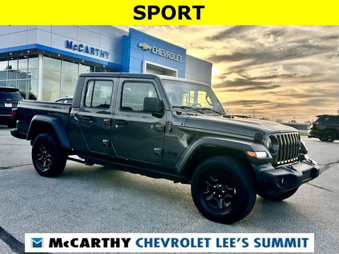 Used 2021 Jeep Gladiator Sport image 1