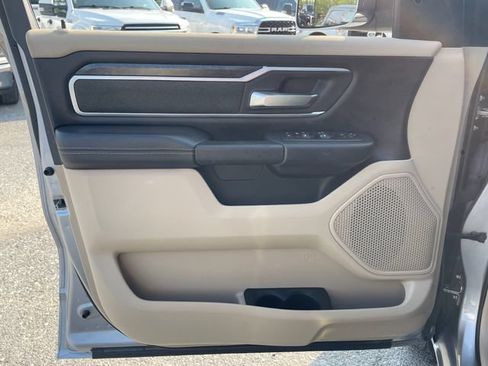 Used 2020 RAM 1500 Big Horn AWD/4WD image 9