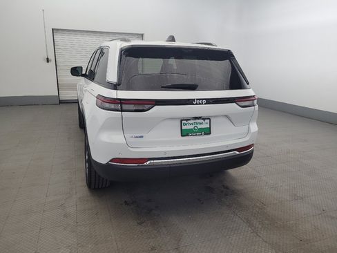 Used 2023 Jeep Grand Cherokee 4WD 4xe w/ Luxury Tech Group II image 6