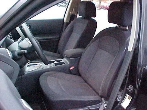 Used 2012 Nissan Rogue S image 11