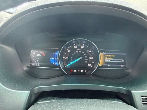 Used 2017 Ford Explorer XLT w/ Equipment Group 202A AWD/4WD image 32