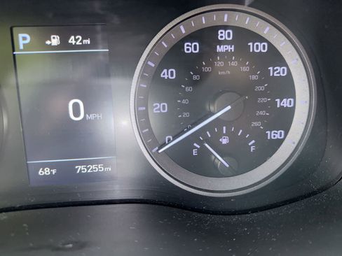 Used 2021 Hyundai Tucson Ultimate FWD image 2