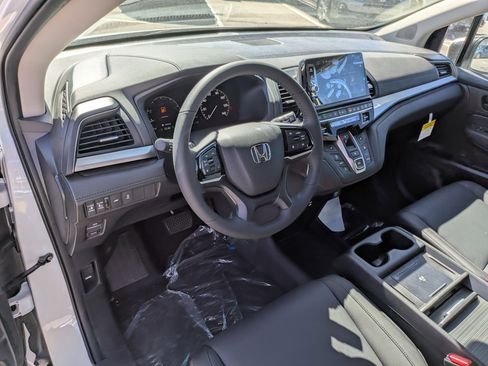 New 2026 Honda Odyssey EX-L image 11