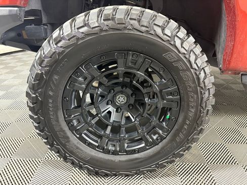 Used 2023 Ford F150 Lariat w/ Equipment Group 502A High image 10