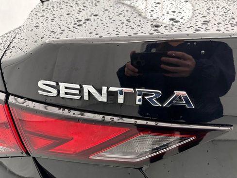Used 2024 Nissan Sentra SV FWD image 9