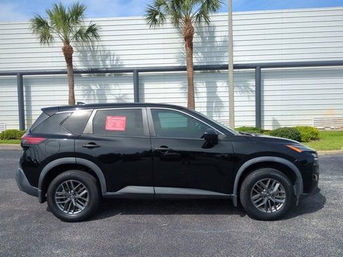 Certified 2021 Nissan Rogue S FWD image 4
